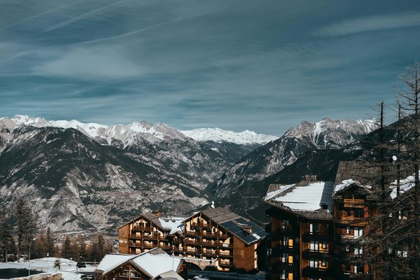 Location ou vente de bien immobilier à Megève : pourquoi engager une agence immobilière ?